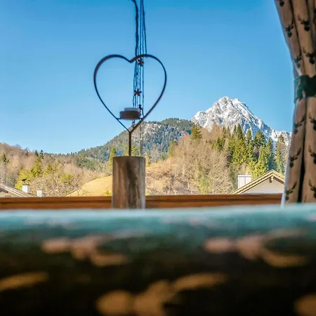 Haus Edelraute * Mittenwald