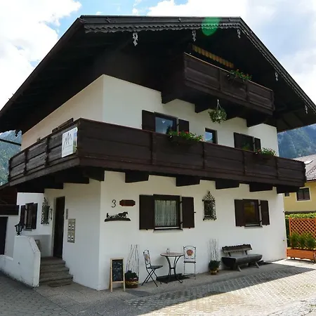 Apartment Haus Edelraute Mittenwald